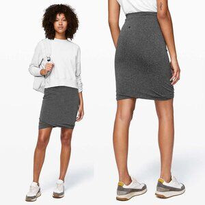 Lululemon Black White Boulevard Bliss Mini Skirt Size 4 - 41391